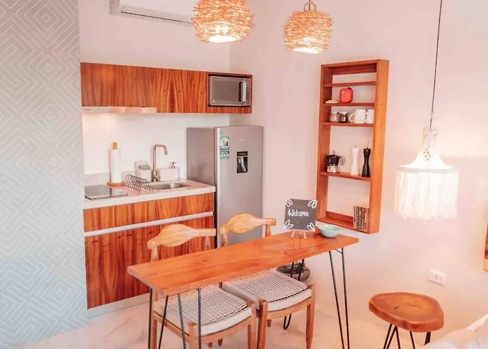 Romantic Private Jacuzzi And Pool Apartamento